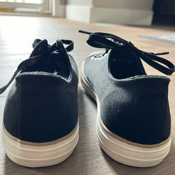 Republic Mens NR01040001 Black Low Top Night Cap Canvas Size 9.5 Sneakers - Picture 11 of 12